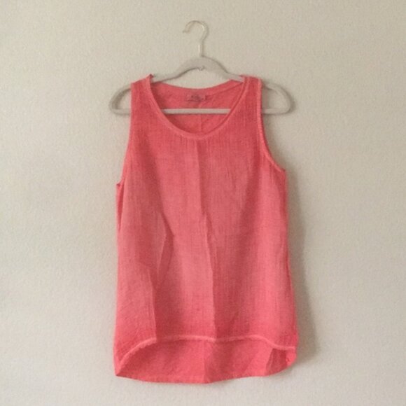 Gigi Moda Scoop Neck Top Lightweight High Low Tank - Picture 8 of 8